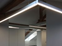 Lignes lumineuses pour rénovation de bâtiment